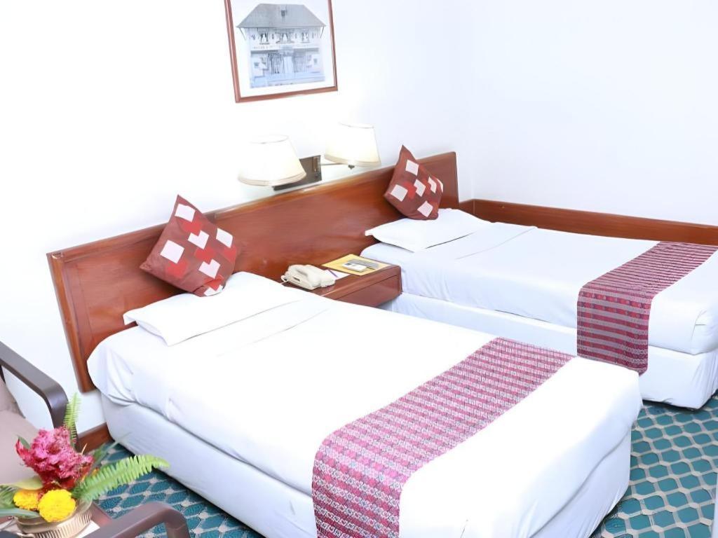 קטמנדו Hotel Mountain מראה חיצוני תמונה