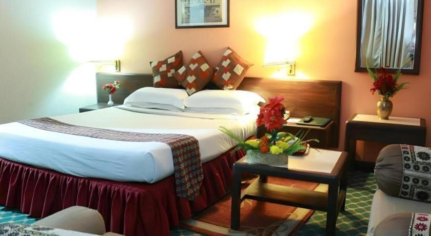 קטמנדו Hotel Mountain מראה חיצוני תמונה