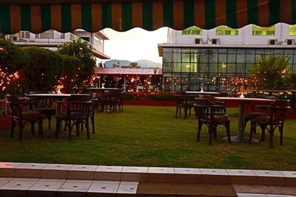 קטמנדו Hotel Mountain מראה חיצוני תמונה