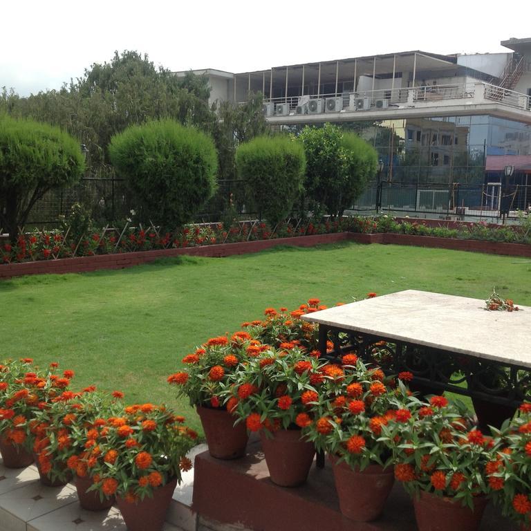 קטמנדו Hotel Mountain מראה חיצוני תמונה